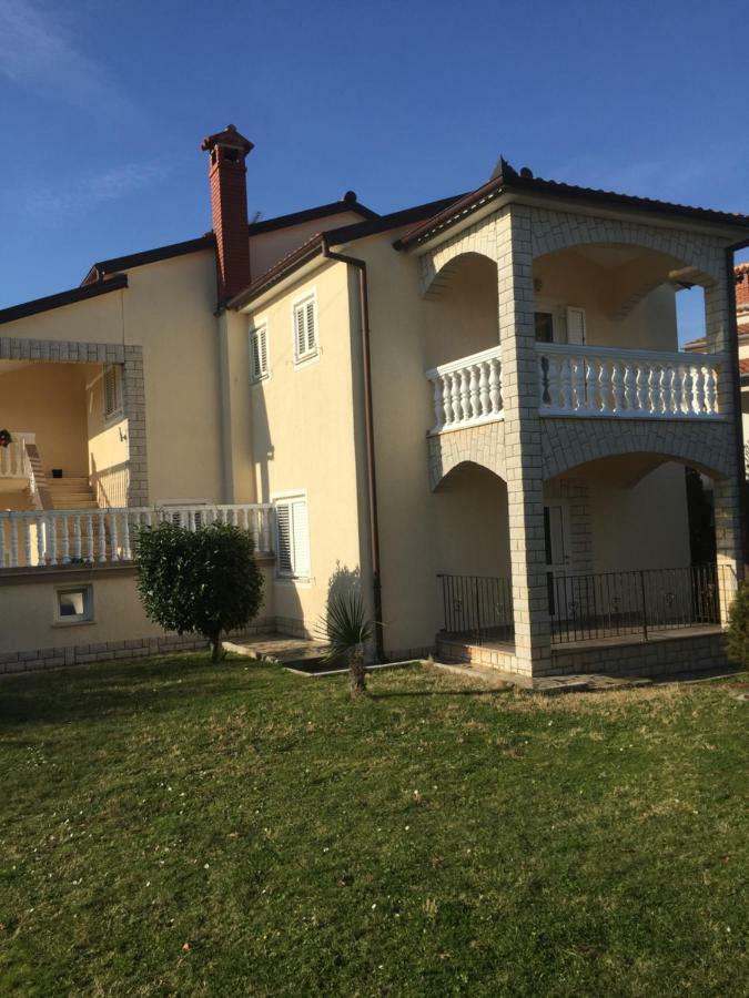 Apartments Marinela Пореч Екстериор снимка
